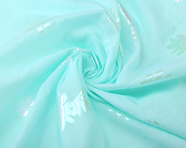 渭南380T Hot Stamping Foil Wrinkle nylon taffeta Fabric for Windbreaker